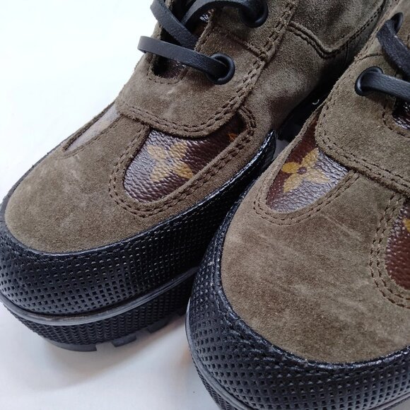 Louis Vuitton Boots Women Browns Suede 610-082325 - Picture 7 of 8